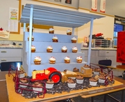 Tractor Pull - Cupcake Wars